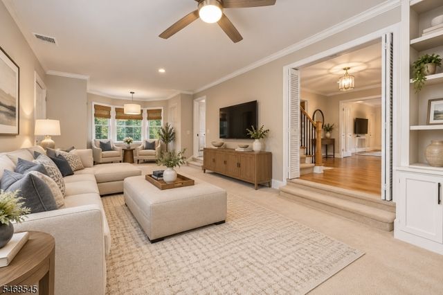 8 Hathaway Dr, New Providence Boro, NJ 07974