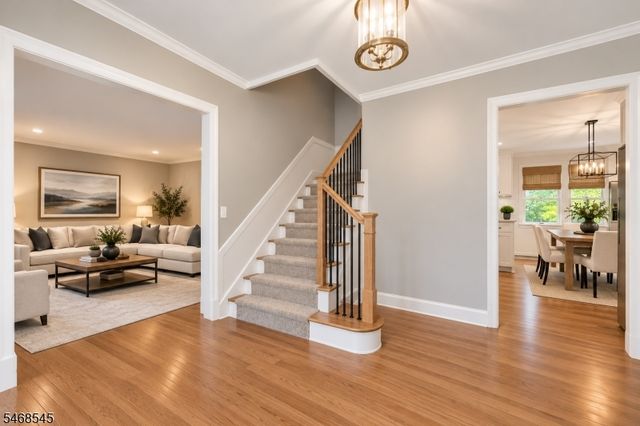 8 Hathaway Dr, New Providence Boro, NJ 07974