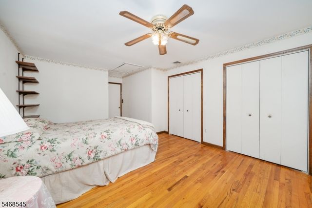 8 Hathaway Dr, New Providence Boro, NJ 07974
