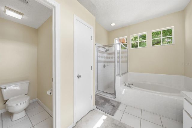 4941 WILLOW RIDGE TERRACE, Valrico, FL 33596