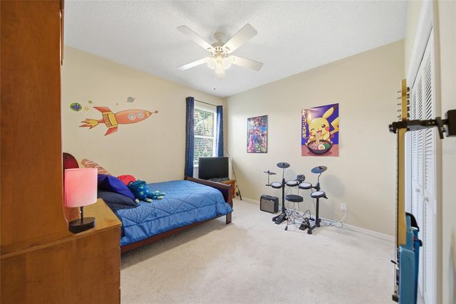 4941 WILLOW RIDGE TERRACE, Valrico, FL 33596