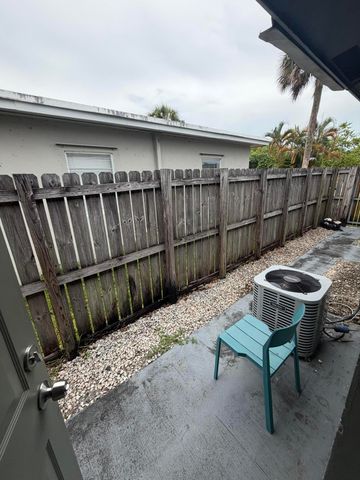 2915 SW 17th Street A-b, Fort Lauderdale, FL 33312