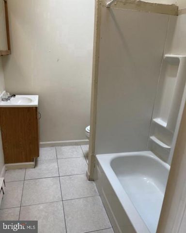 859 E WESTMORELAND ST, Philadelphia, PA 19134