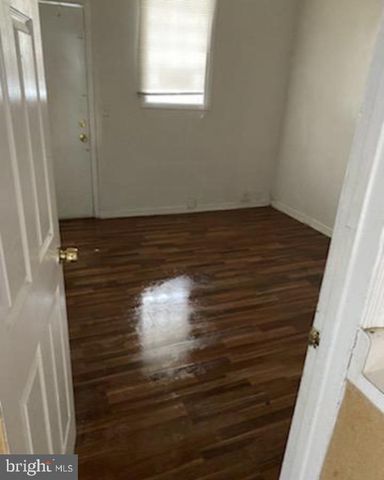 859 E WESTMORELAND ST, Philadelphia, PA 19134