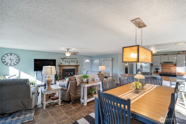 213 Canal Drive NE, Ocean Shores, WA 98569