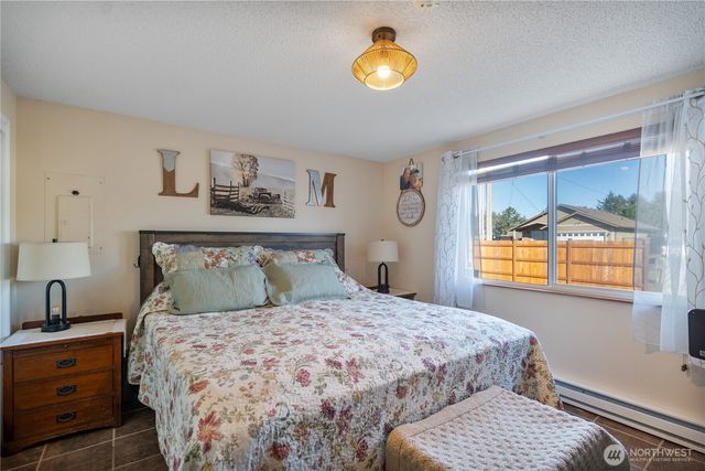 213 Canal Drive NE, Ocean Shores, WA 98569