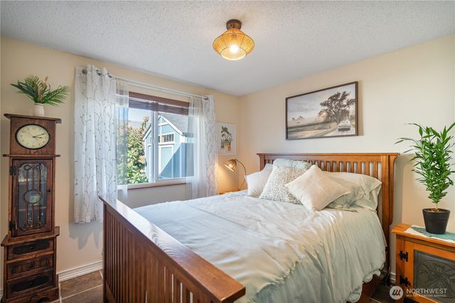 213 Canal Drive NE, Ocean Shores, WA 98569