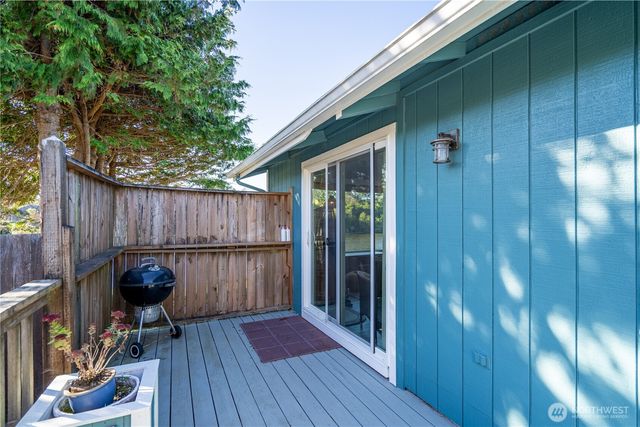 213 Canal Drive NE, Ocean Shores, WA 98569