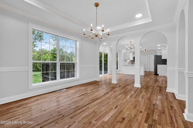 3815 Carriage Pointe Dr, Crestwood, KY 40014