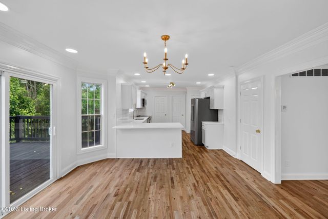 3815 Carriage Pointe Dr, Crestwood, KY 40014