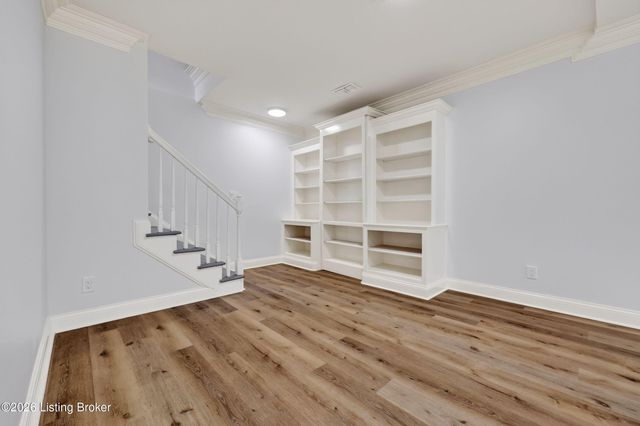 3815 Carriage Pointe Dr, Crestwood, KY 40014