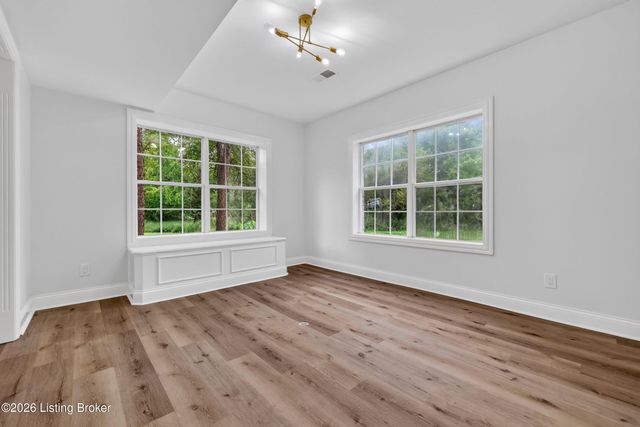 3815 Carriage Pointe Dr, Crestwood, KY 40014