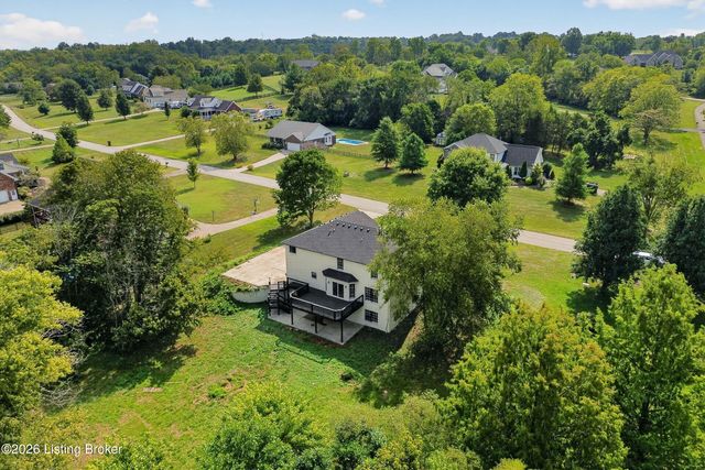 3815 Carriage Pointe Dr, Crestwood, KY 40014