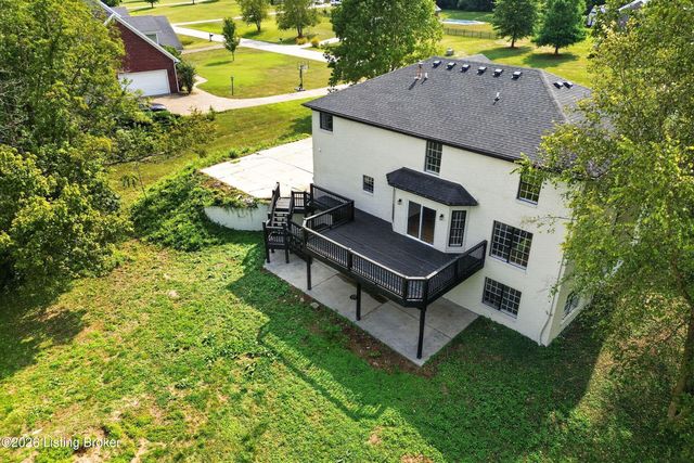 3815 Carriage Pointe Dr, Crestwood, KY 40014