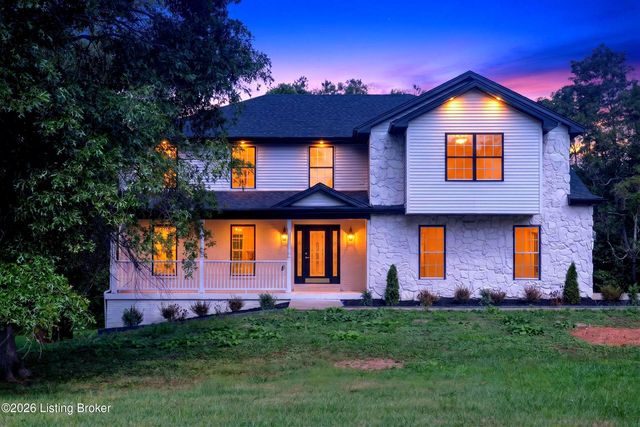 3815 Carriage Pointe Dr, Crestwood, KY 40014