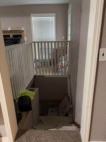 100 Kendall Dr Drive, Salesville, AR 72653