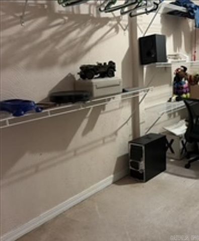 100 Kendall Dr Drive, Salesville, AR 72653