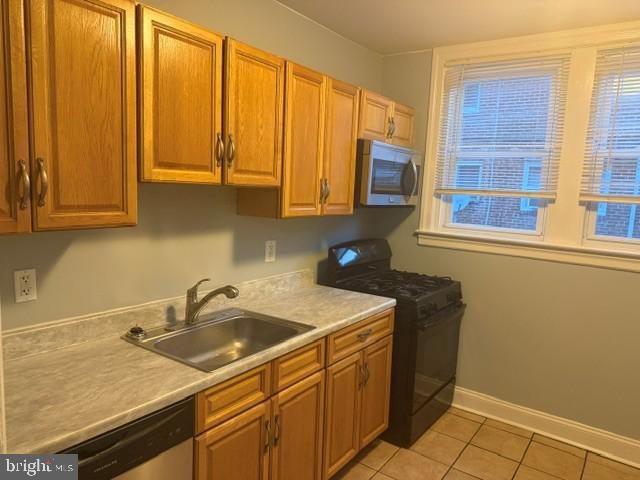 4035 ALDINE ST, Philadelphia, PA 19136