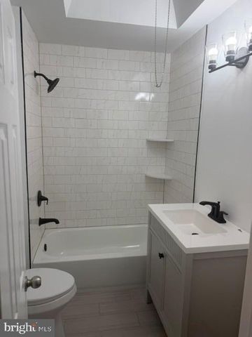 4035 ALDINE ST, Philadelphia, PA 19136