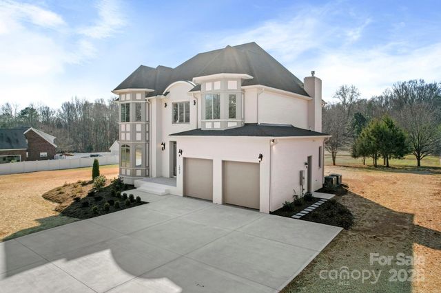 16612 Blackberry Hills Drive, Midland, NC 28107