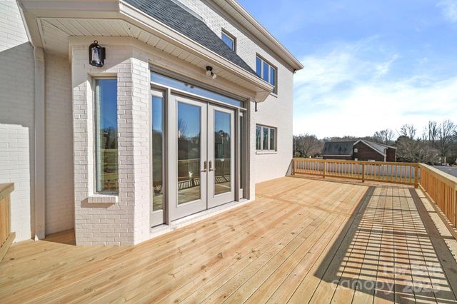 16612 Blackberry Hills Drive, Midland, NC 28107