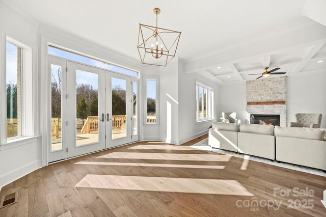 16612 Blackberry Hills Drive, Midland, NC 28107