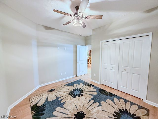 118 W Spring Drive, Elyria, OH 44035