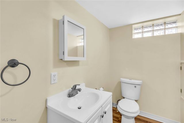 13984 Settlement Acres Drive, Brook Park, OH 44142