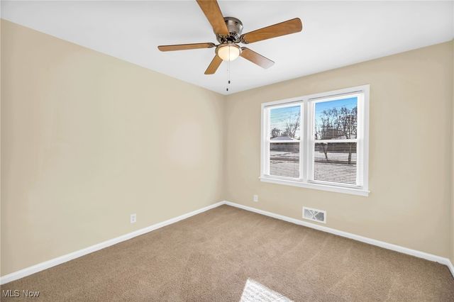 13984 Settlement Acres Drive, Brook Park, OH 44142