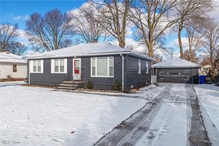 13984 Settlement Acres Drive, Brook Park, OH 44142