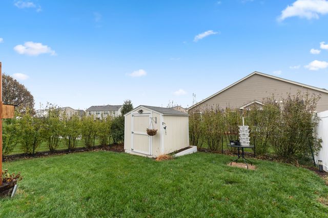 586 Vine Street, Hampshire, IL 60140