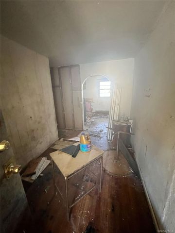 29 Bell Avenue, Mount Vernon, NY 10550