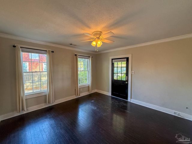 1970 W Romana St, Pensacola, FL 32502