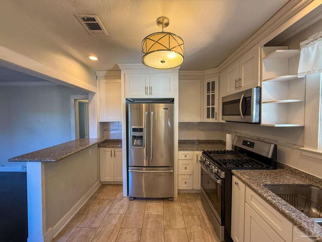 1970 W Romana St, Pensacola, FL 32502