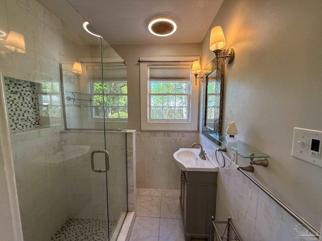 1970 W Romana St, Pensacola, FL 32502