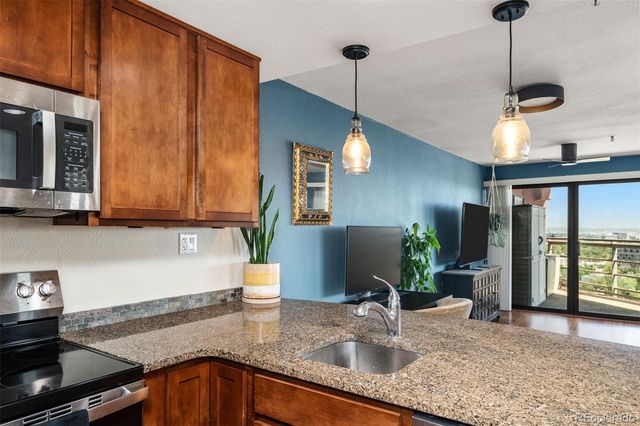 100 Park Avenue W 1303, Denver, CO 80205