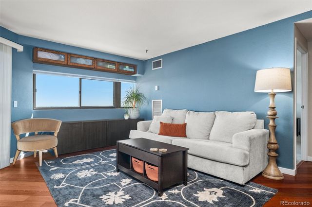 100 Park Avenue W 1303, Denver, CO 80205