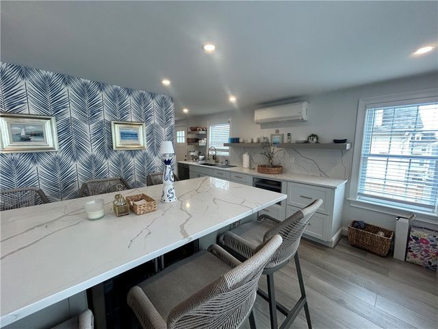 23 Anthony Street 2, Newport, RI 02840