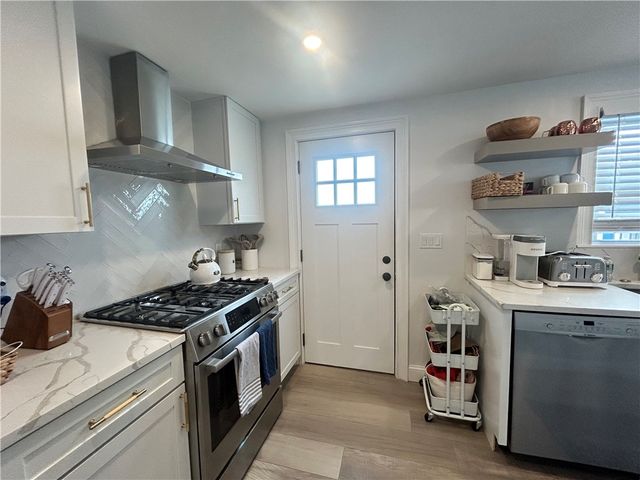 23 Anthony Street 2, Newport, RI 02840