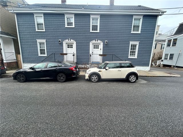 23 Anthony Street 2, Newport, RI 02840