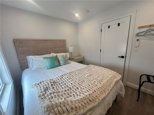 23 Anthony Street 2, Newport, RI 02840