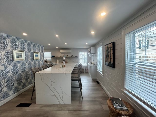 23 Anthony Street 2, Newport, RI 02840