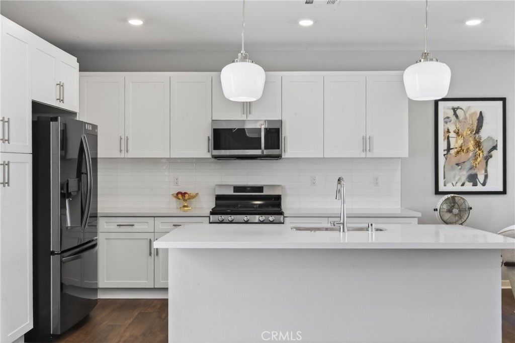Image 6 of property listing at 3661 S Nexa Paseo, Ontario, CA 91761