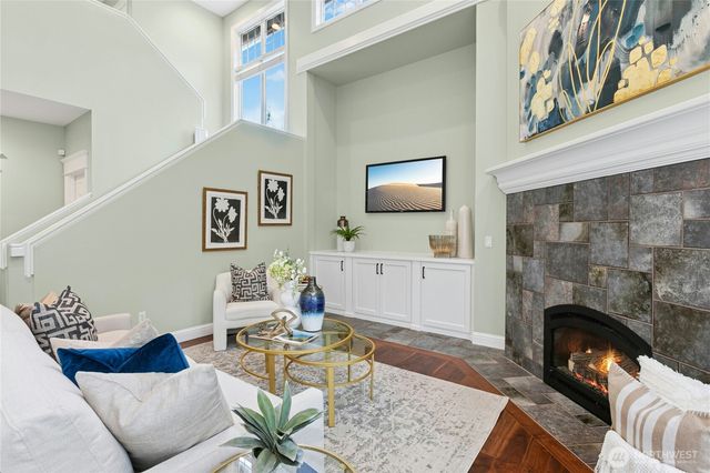 18206 190th Place NE, Woodinville, WA 98077