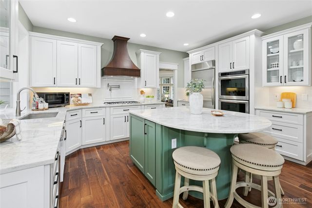 18206 190th Place NE, Woodinville, WA 98077