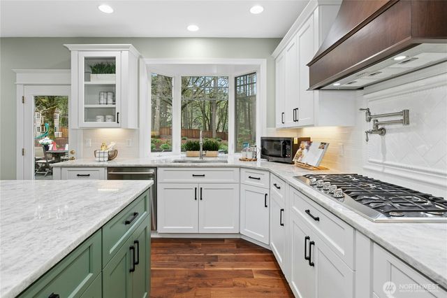 18206 190th Place NE, Woodinville, WA 98077