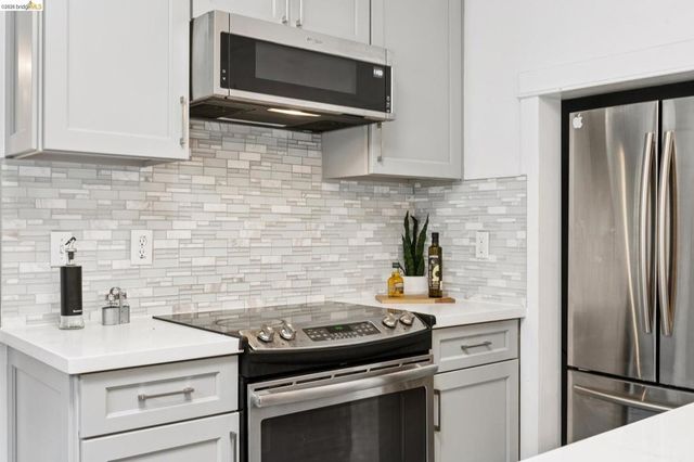 2121 166Th Ave, San Leandro, CA 94578