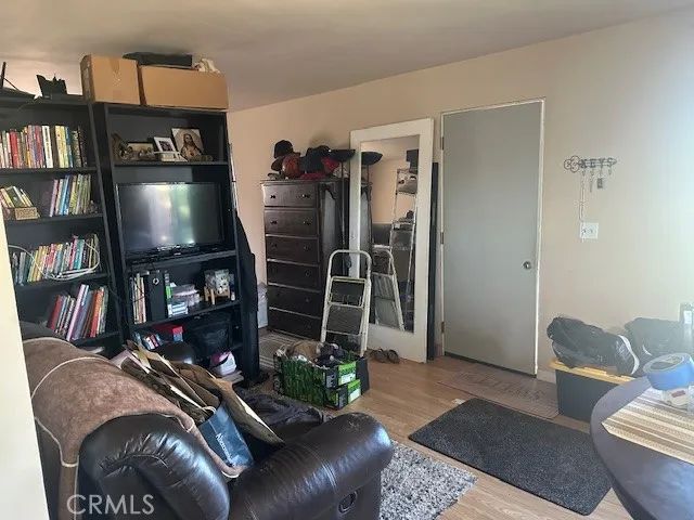 501 W Lambert, La Habra, CA 90631