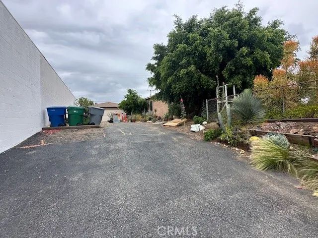 501 W Lambert, La Habra, CA 90631