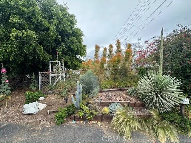 501 W Lambert, La Habra, CA 90631